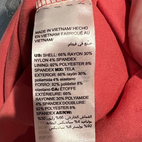 022. WHBM Sheath Dress in Tea Rose• White House Black Market - Picture 5 of 7